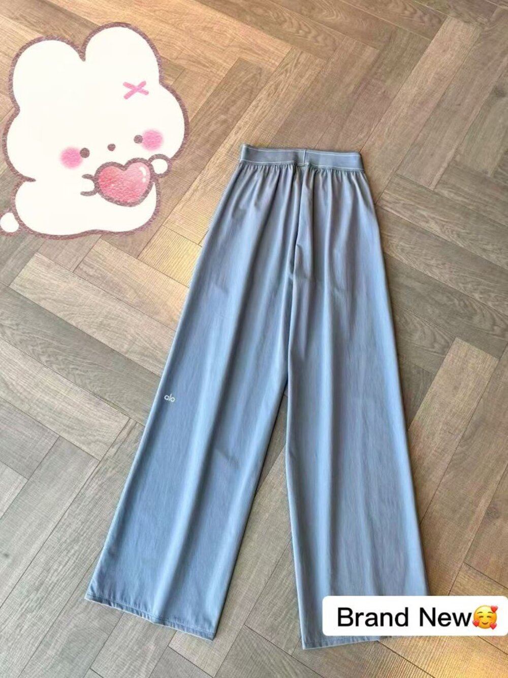 NWT 👖 Alo Yoga Suit Up Trouser Steel Grey Wide Leg Pants 30” Athleisure Travel - Picture 9 of 10